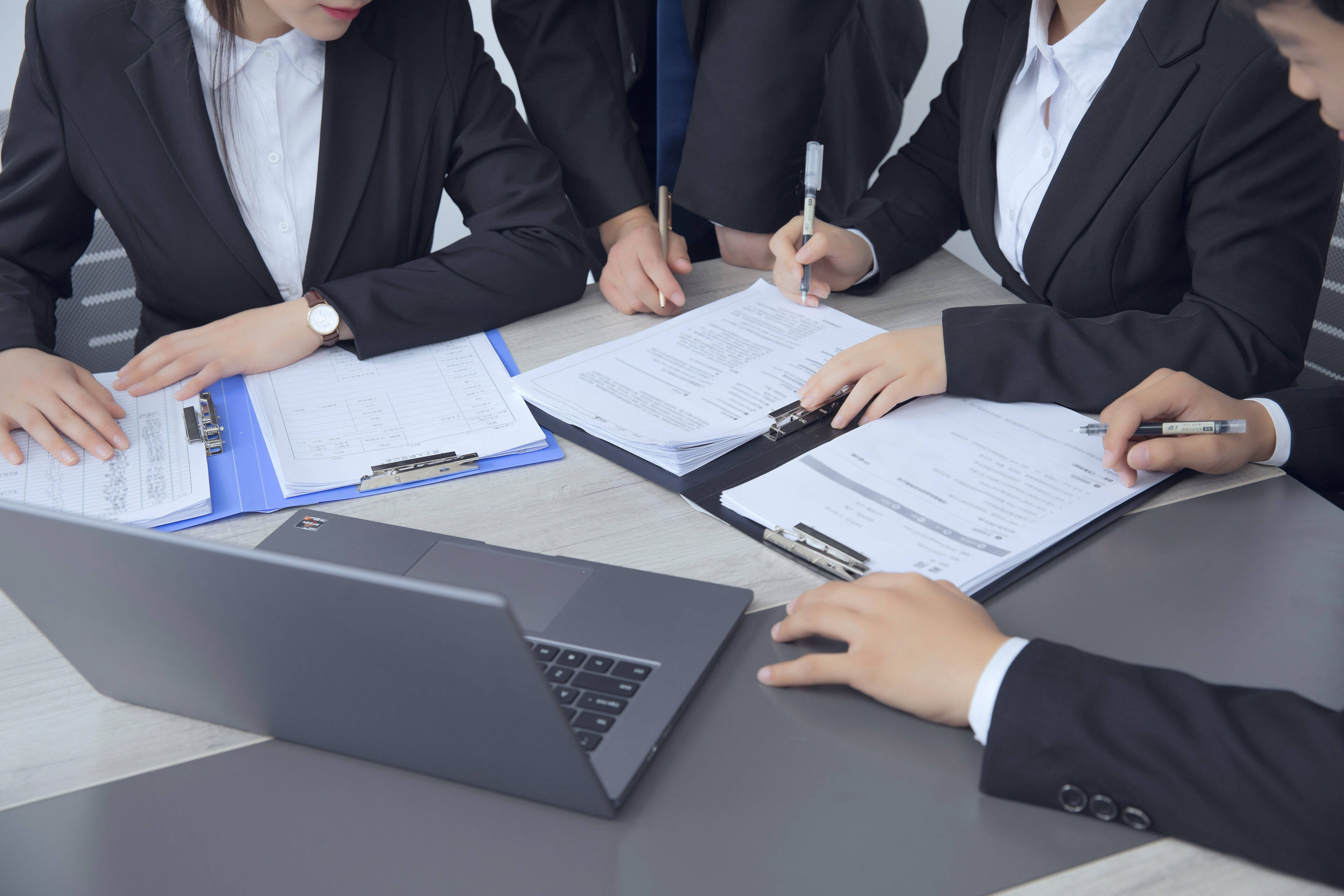 吻路國際胡國軍 以企業(yè)文化為基，賦能企業(yè)管理新篇章